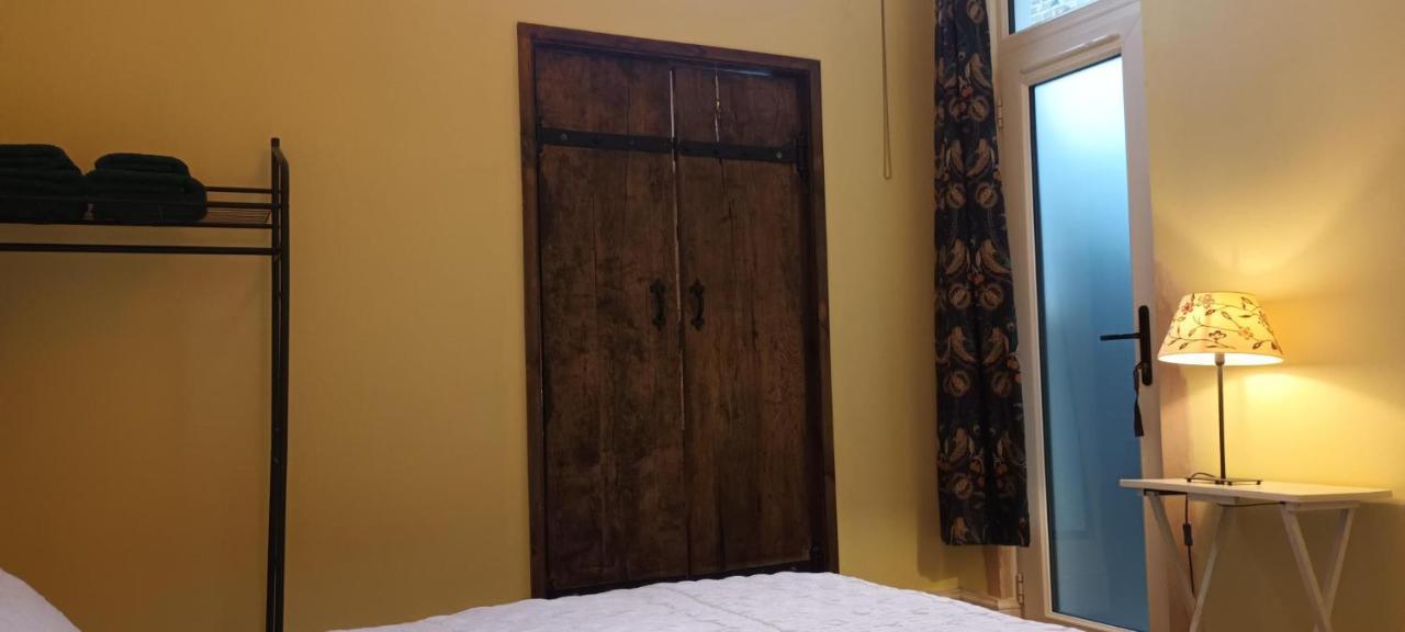 Affittacamere With Luxury Private Bathroom & Independent Entrance Near Tube *